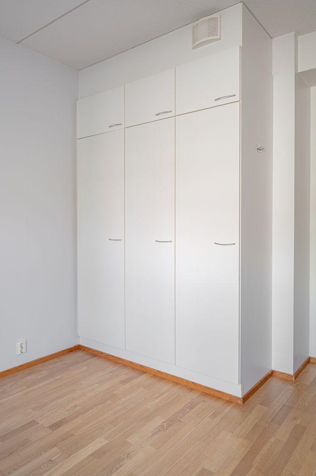 Porarinkatu 2, Vallikallio, Espoo