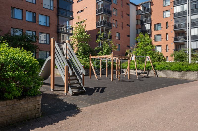 Porarinkatu 2, Vallikallio, Espoo