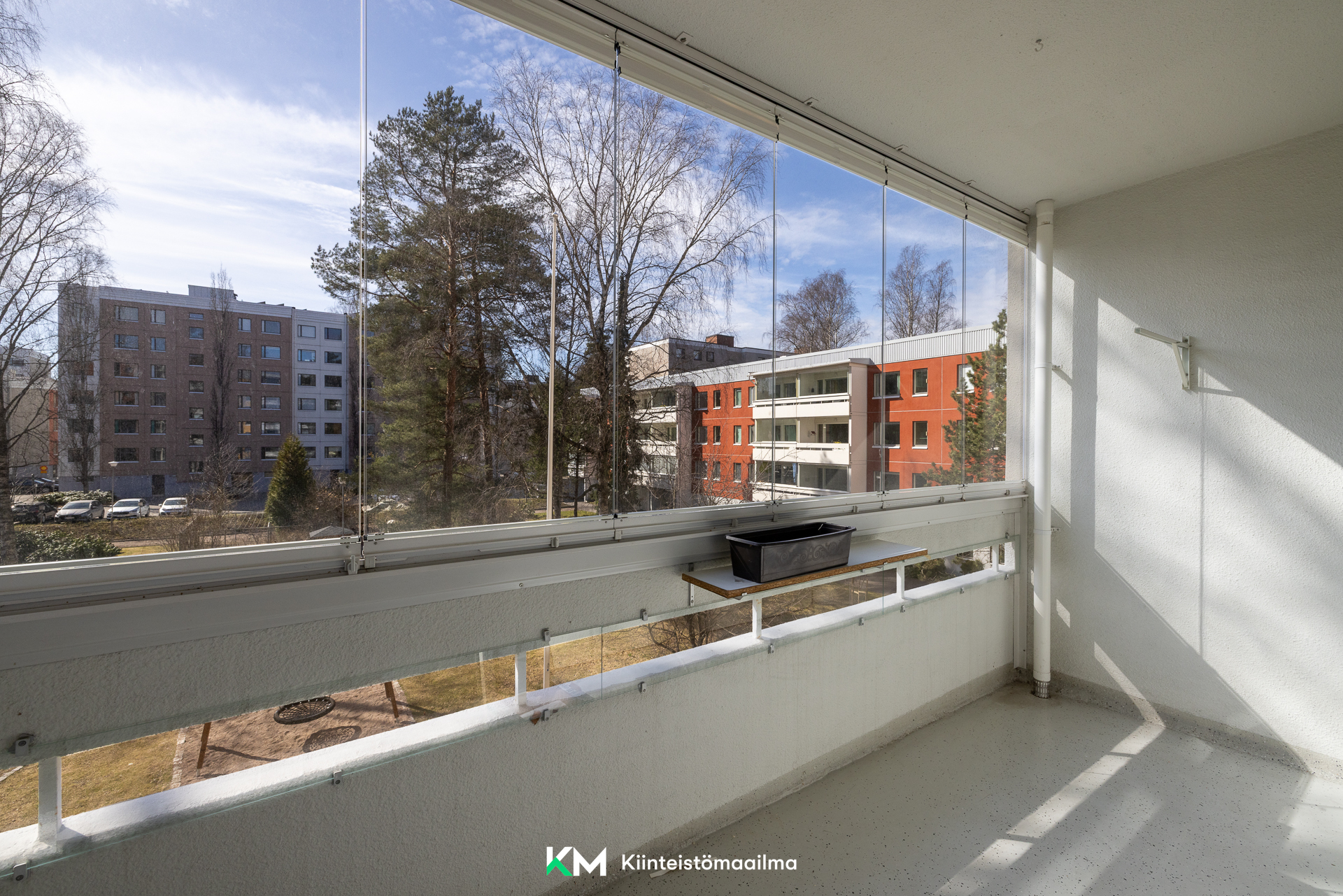 Teuvo Pakkalan tie 8, Pohjois-Haaga, Helsinki