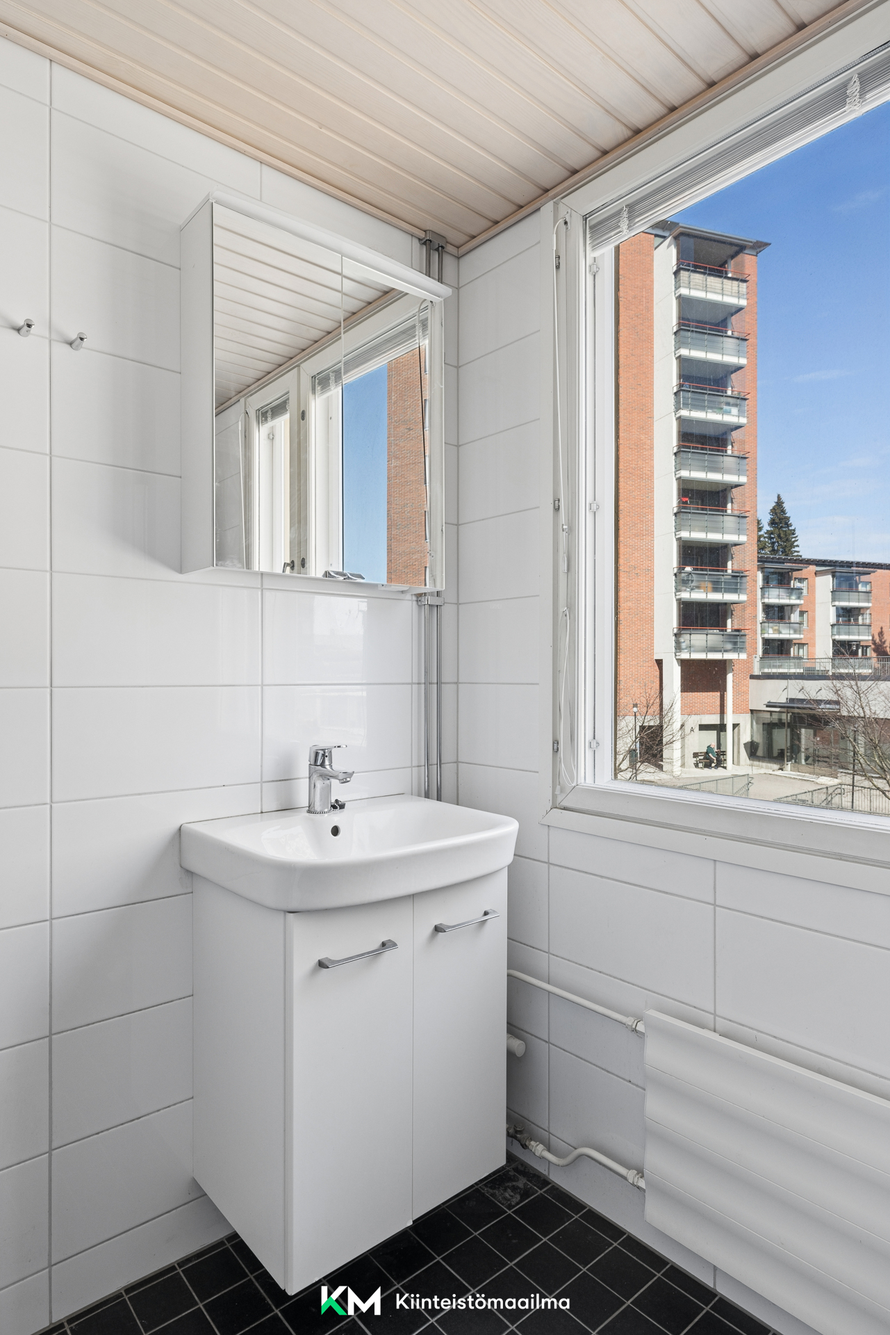 Teuvo Pakkalan tie 8, Pohjois-Haaga, Helsinki