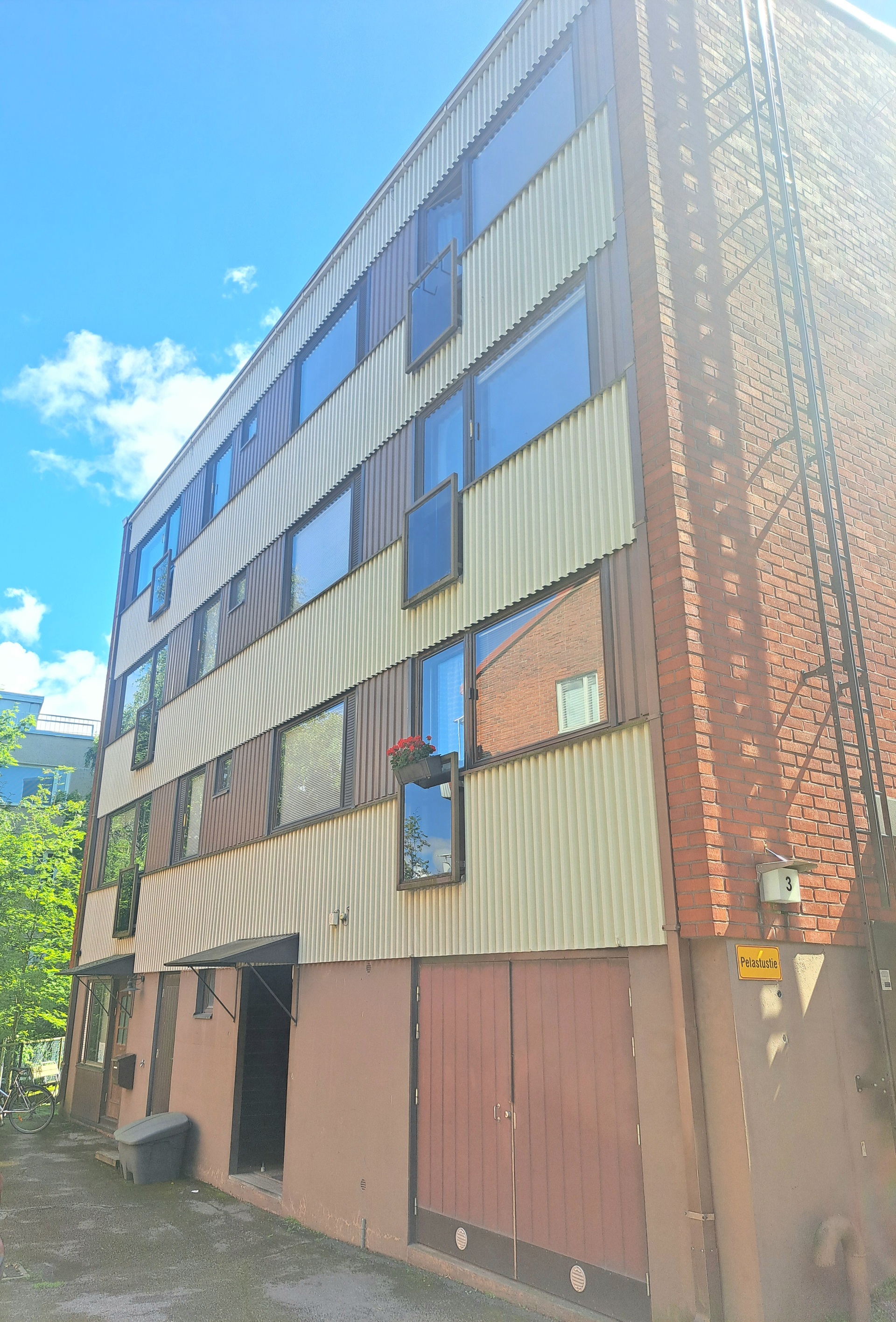 Pursikatu 3, Armonkallio, Tampere