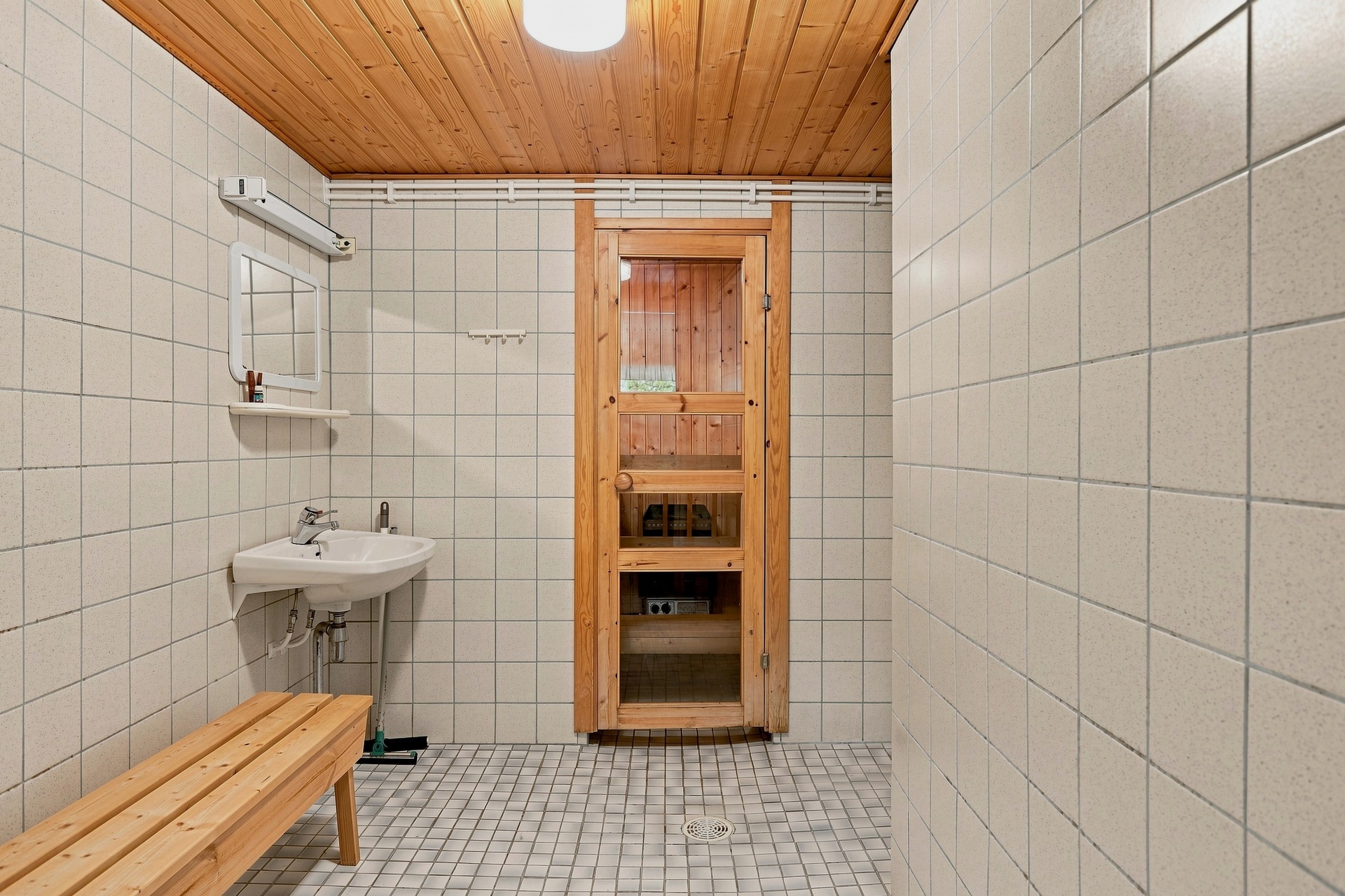 Karitie 1, Vahteronmäki, Kouvola