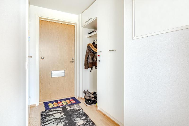 Hopeakanavankatu 9, Sulkola, Lempäälä