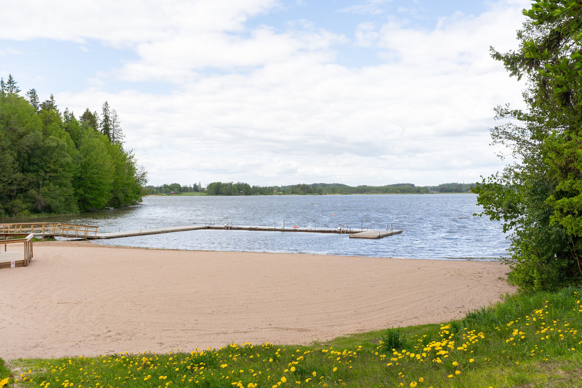 Laaksolahden uimaranta