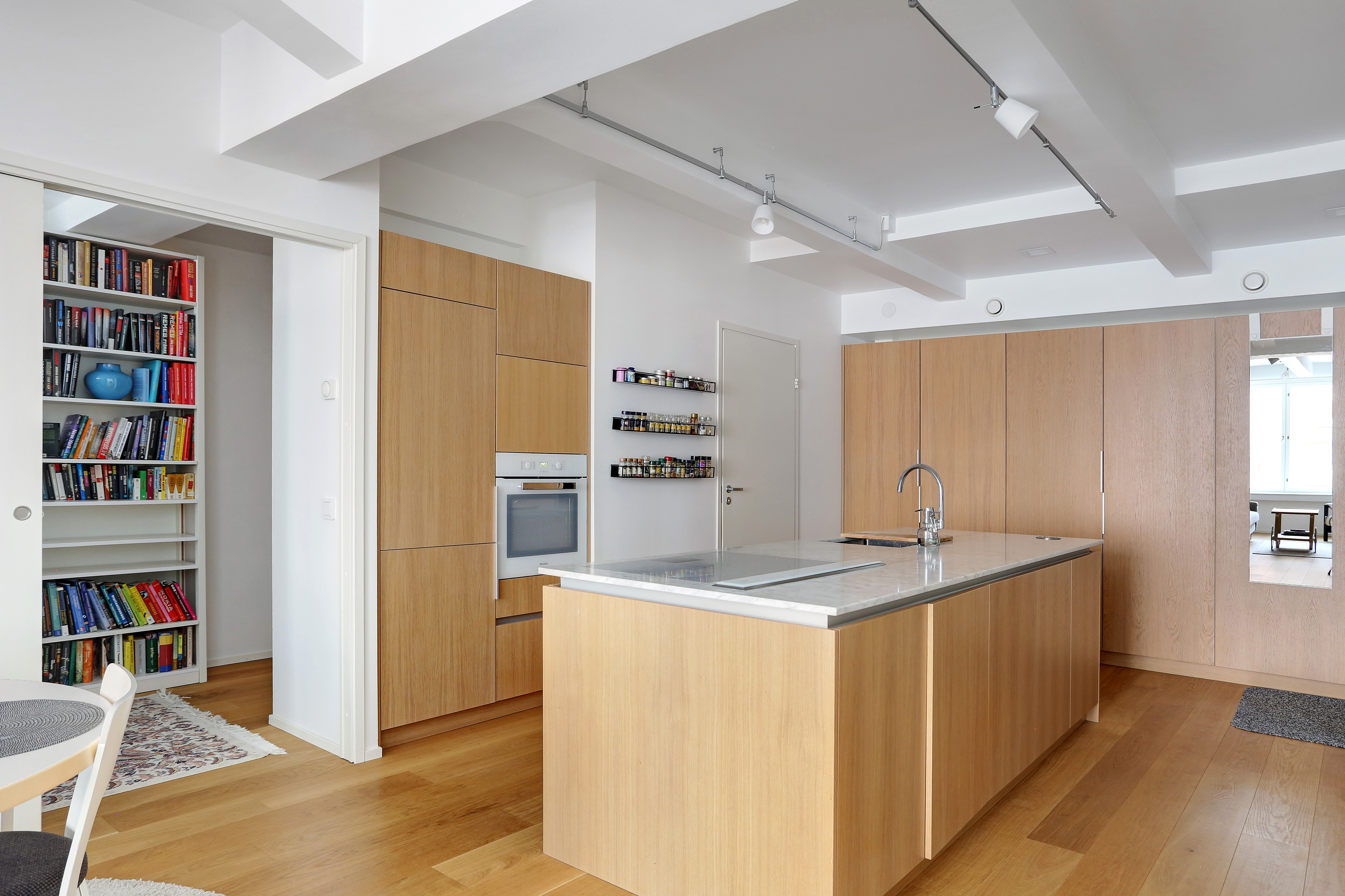 Lönnrotinkatu 28, Kamppi, Helsinki