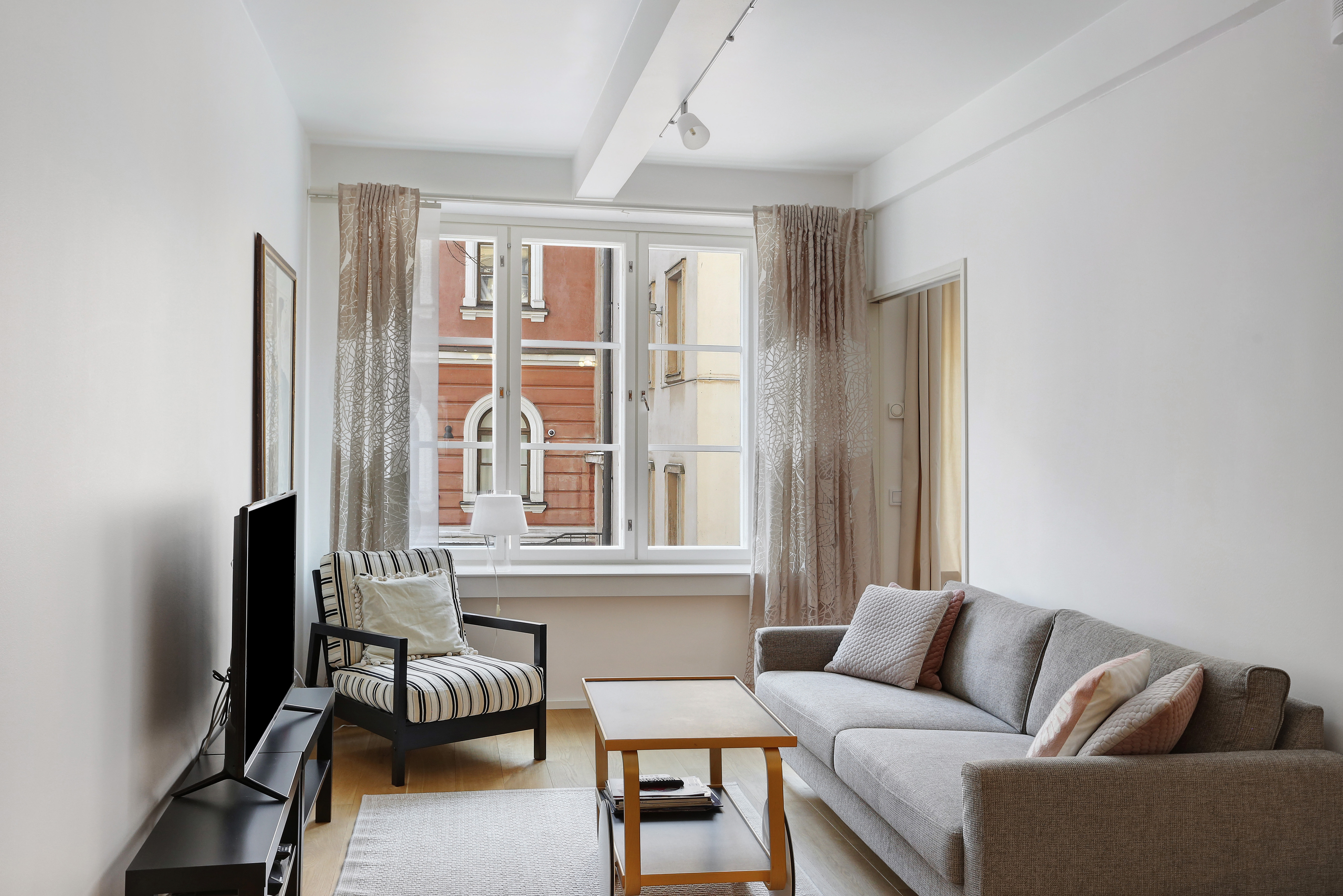 Lönnrotinkatu 28, Kamppi, Helsinki