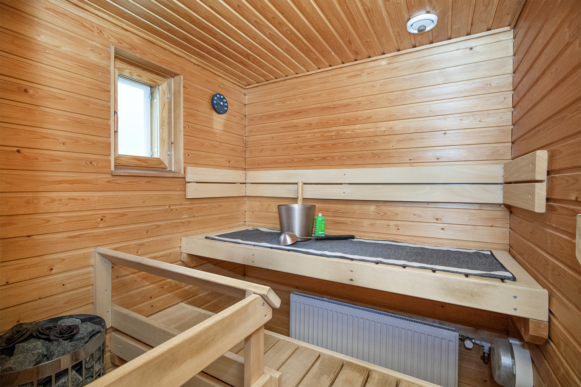 Ikkunallinen sauna