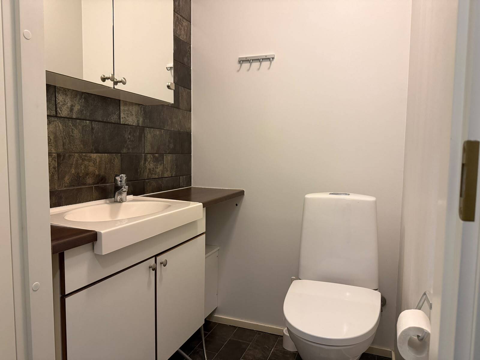 Erillinen wc