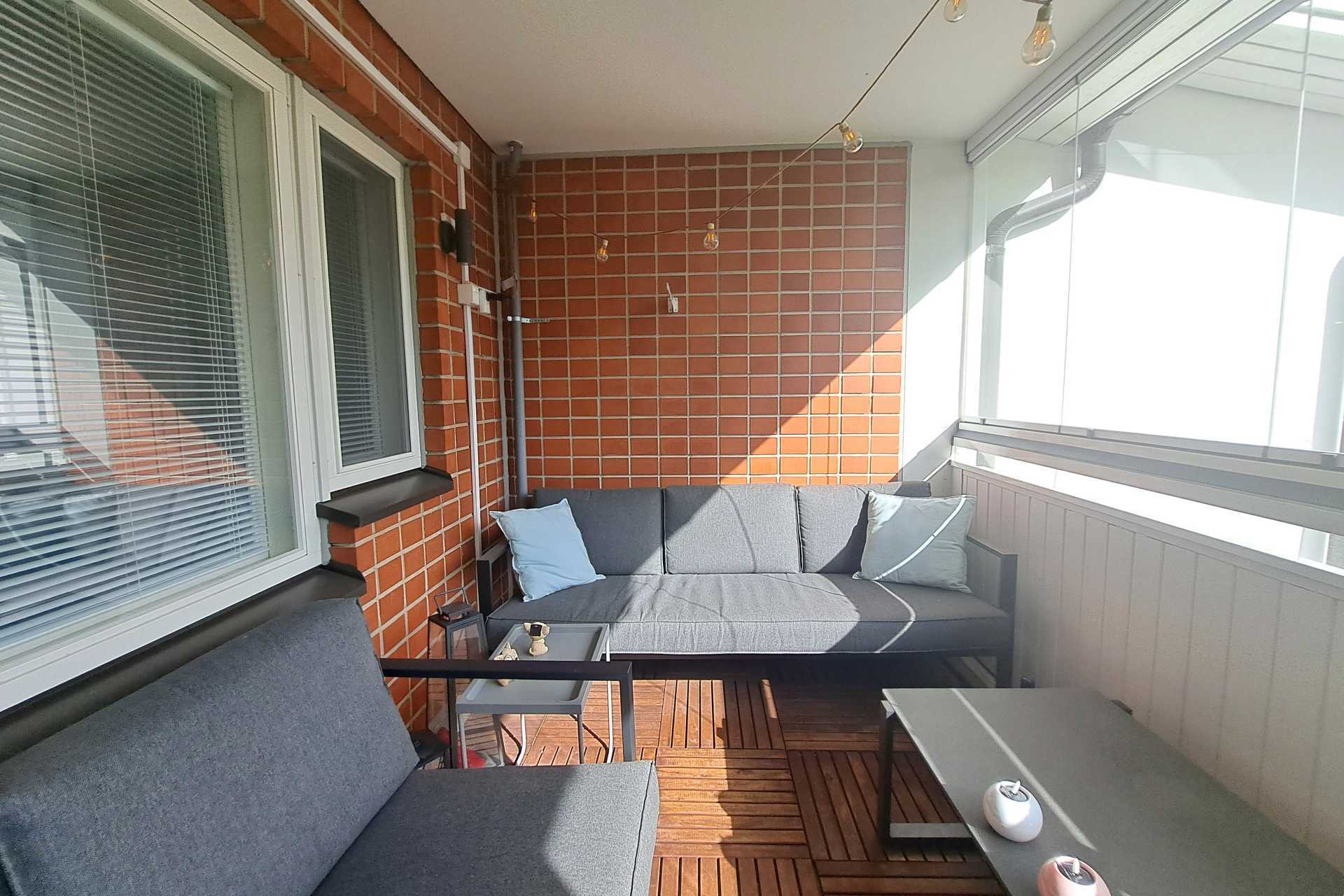 Hietaniitynpolku 2, Ylä-Malmi, Helsinki