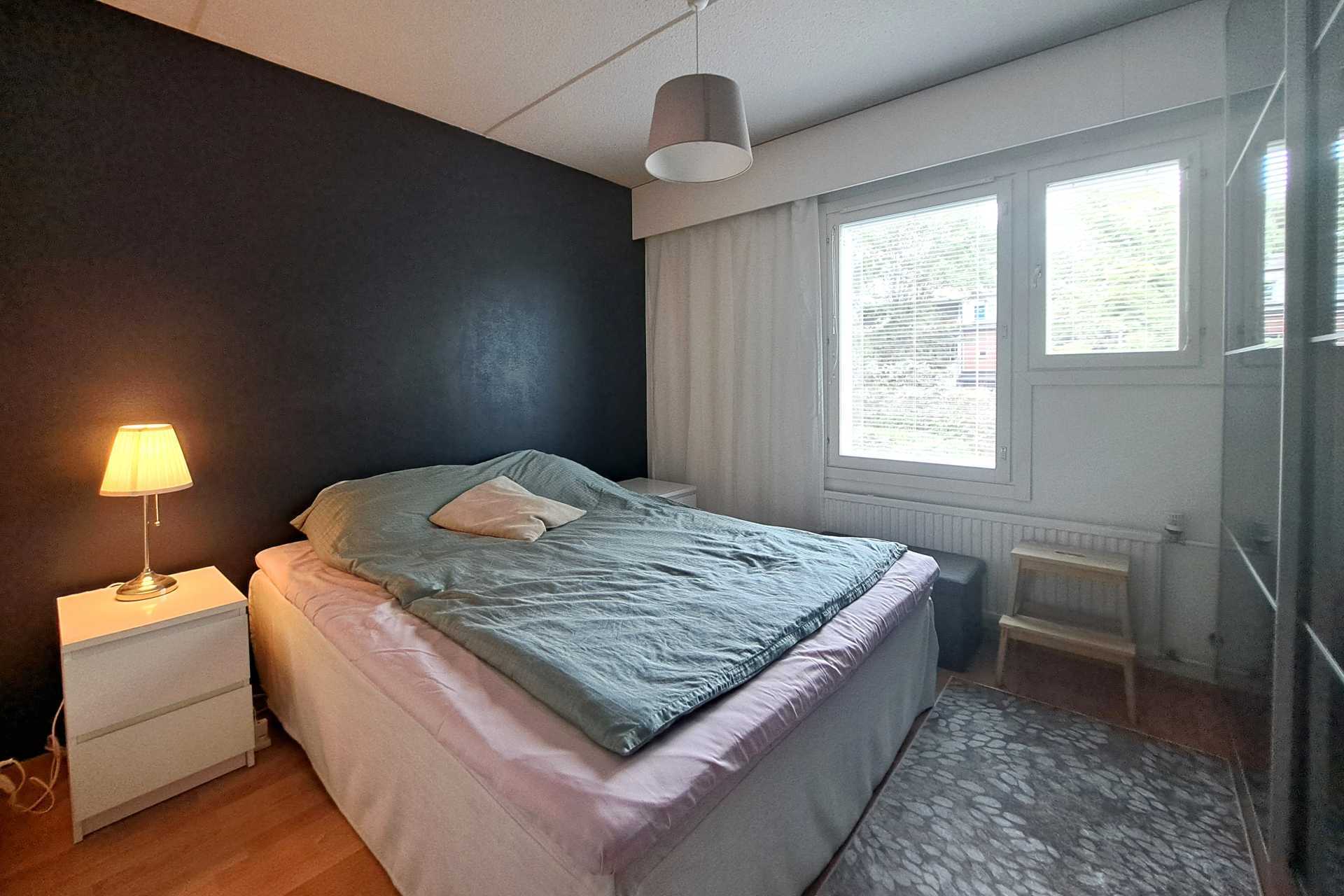 Hietaniitynpolku 2, Ylä-Malmi, Helsinki