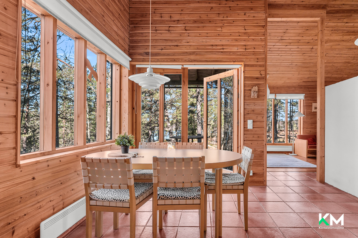 Eteläkuivasto 61, Raasepori