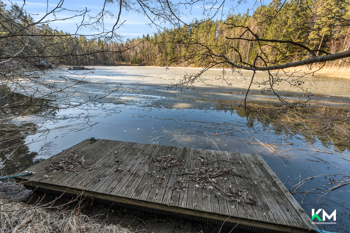 Eteläkuivasto 61, Raasepori