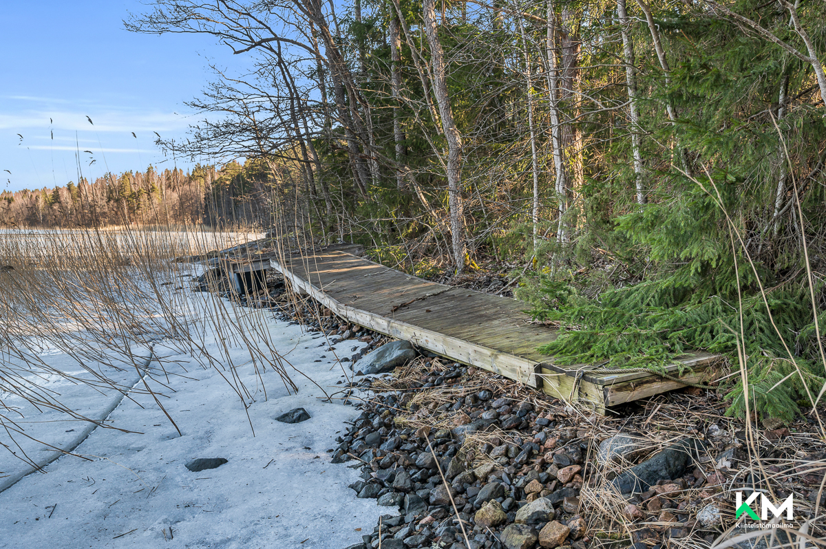 Eteläkuivasto 61, Raasepori