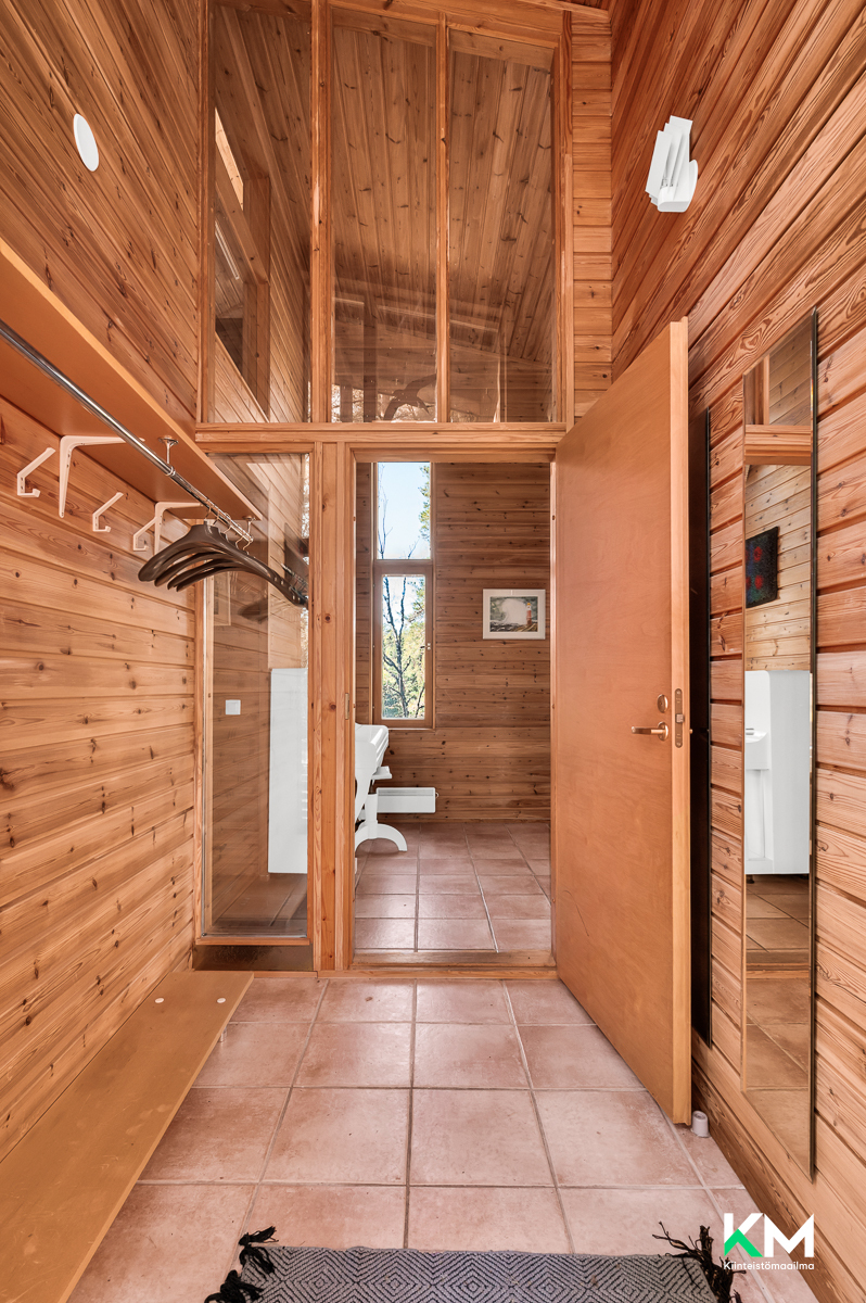 Eteläkuivasto 61, Raasepori