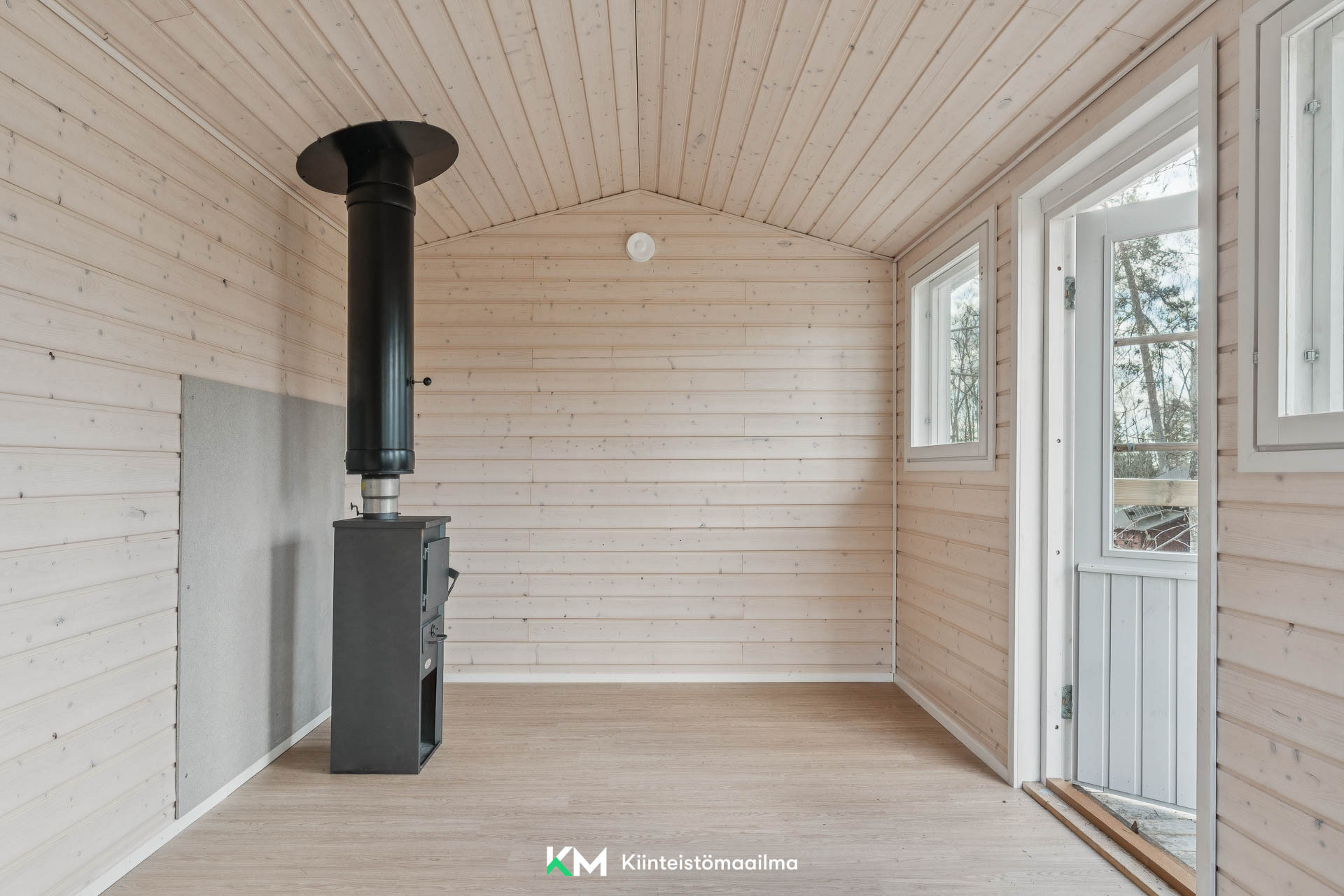 Kesämaja Särkiniemen kesämaja-alue mökki M38, Lauttasaari, Helsinki