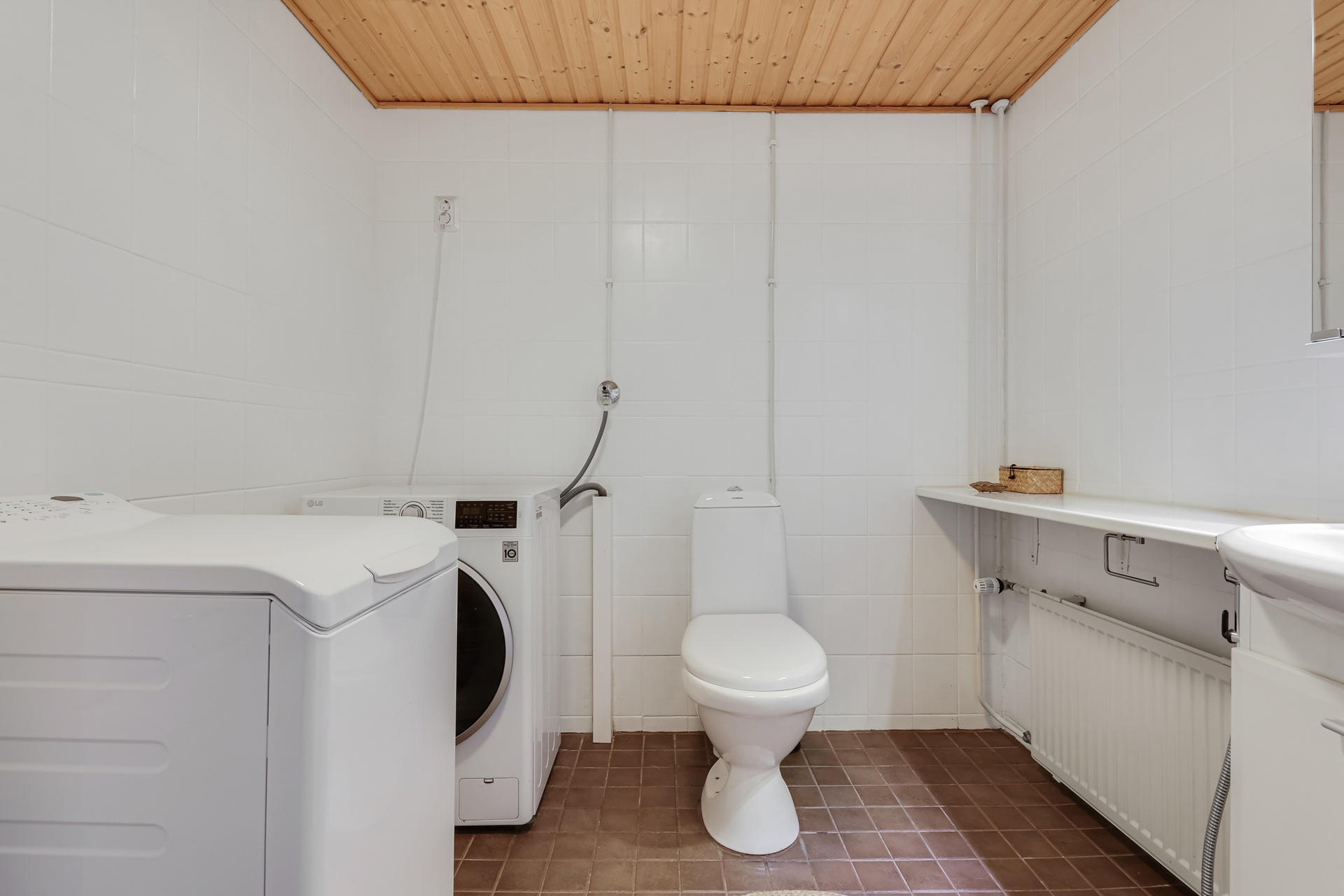 Pallomäentie 8, Siltamäki, Helsinki