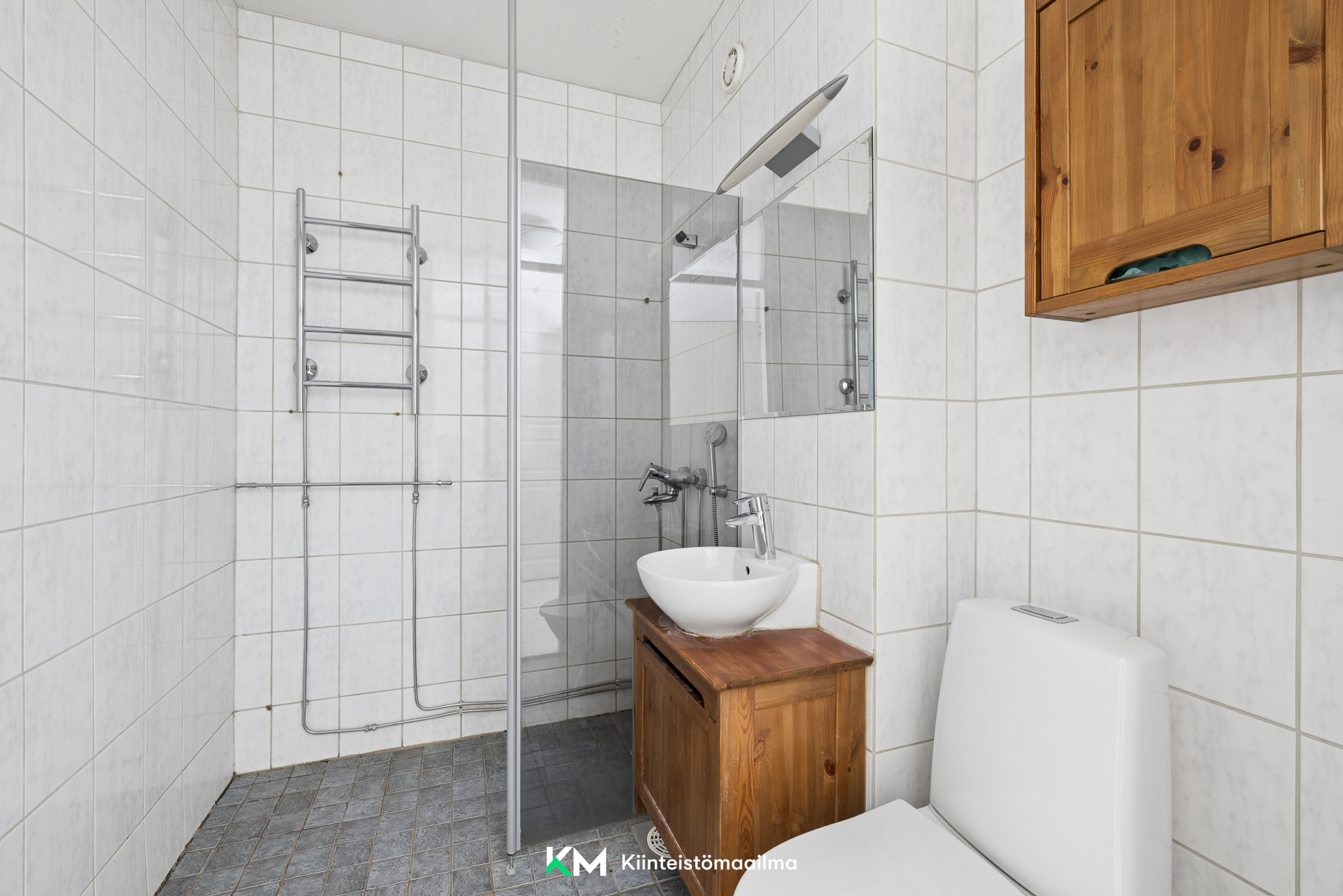 Teuvo Pakkalan tie 12, Pohjois-Haaga, Helsinki