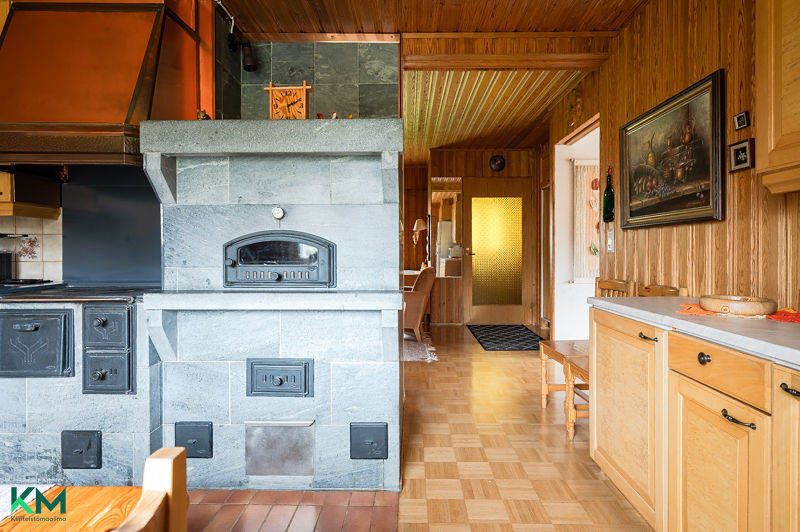 Vuoteenkoskentie 16, Hartola