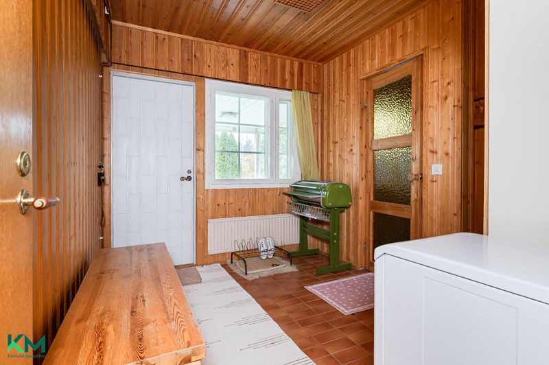 Vuoteenkoskentie 16, Hartola