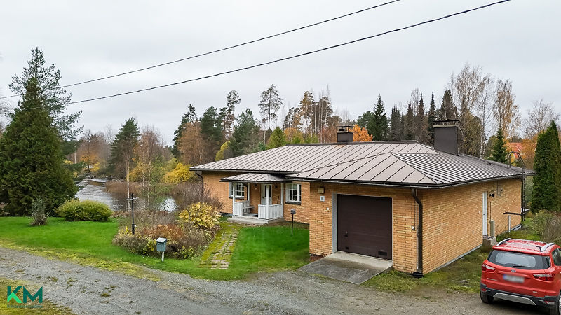 Vuoteenkoskentie 16, Hartola