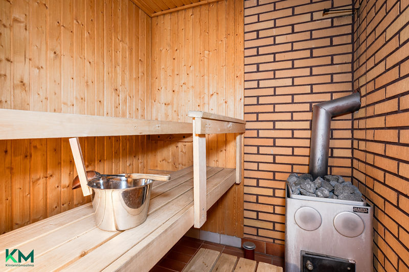 Vuoteenkoskentie 16, Hartola