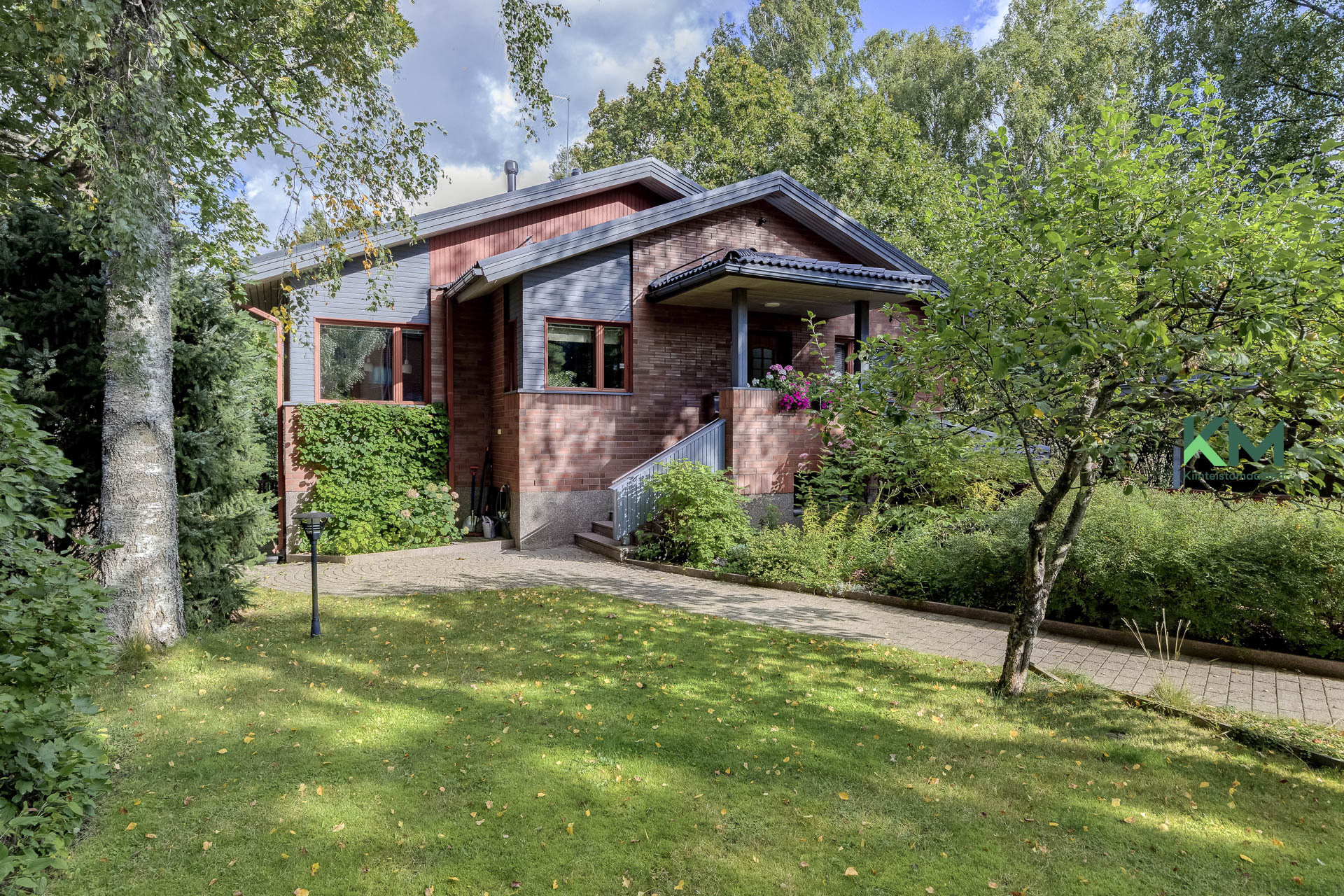 Halkosuontie 27a, Länsi-Pakila, Helsinki