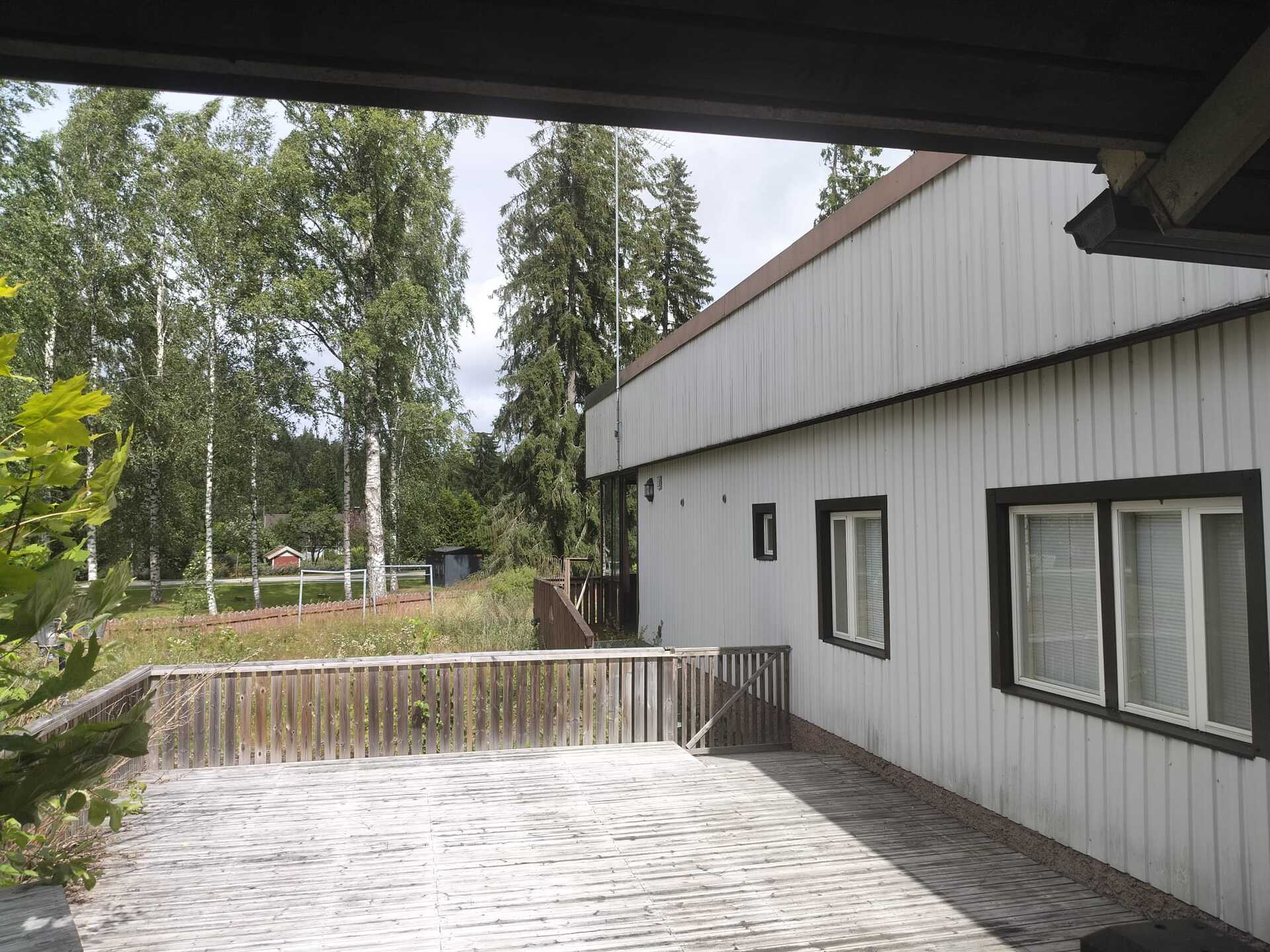 Kartanontie 20, Launonen, Loppi