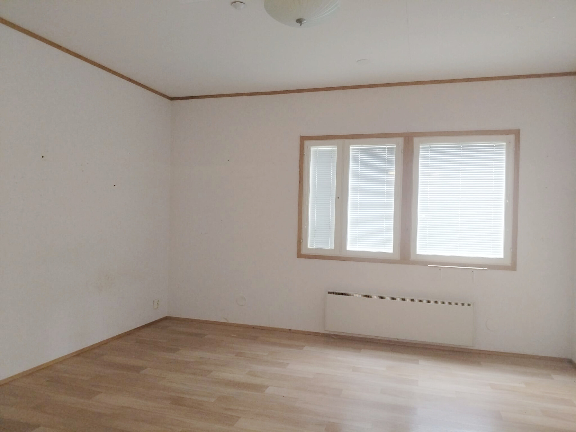 Kartanontie 20, Launonen, Loppi
