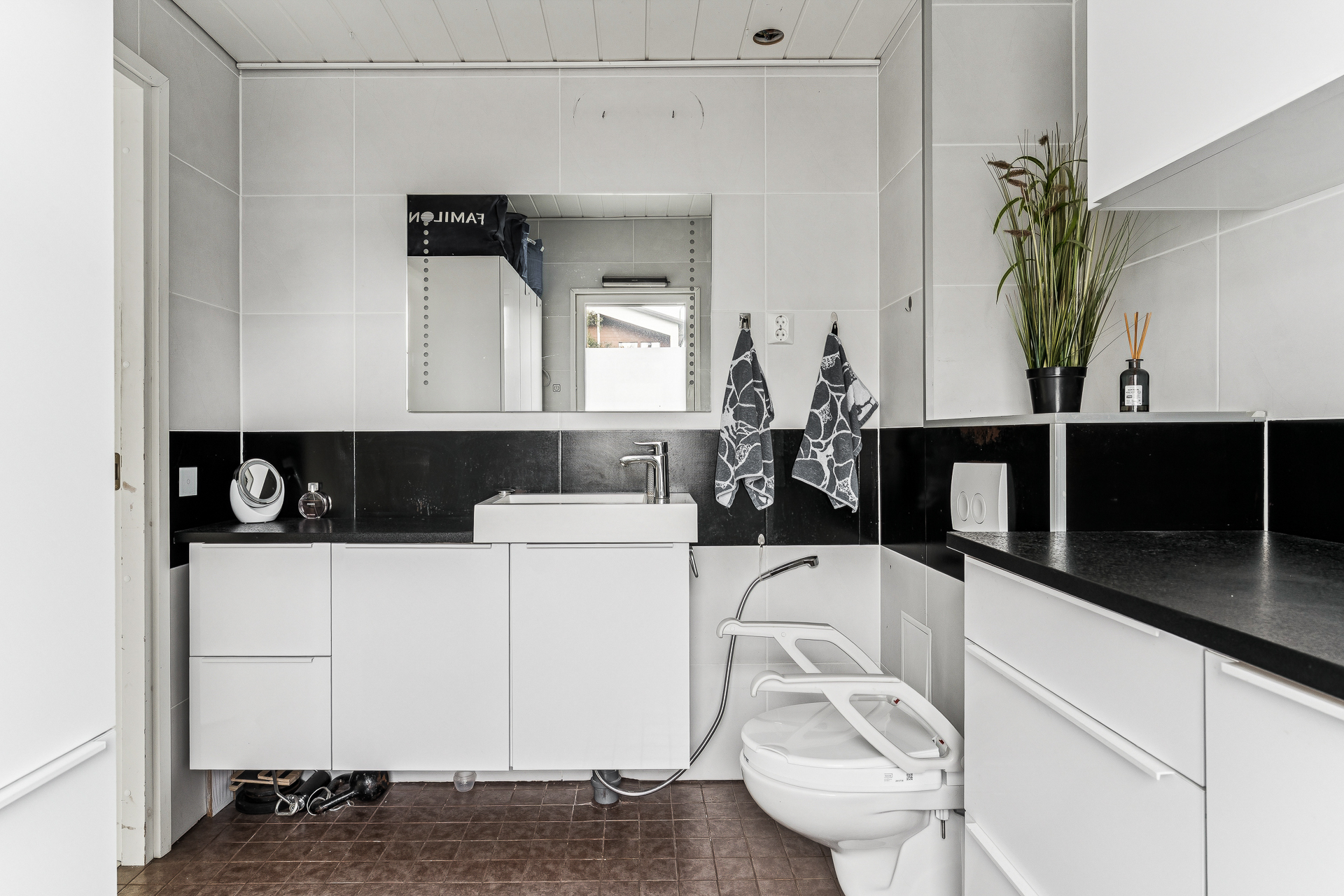 Iivarintie 15, Puistola, Helsinki