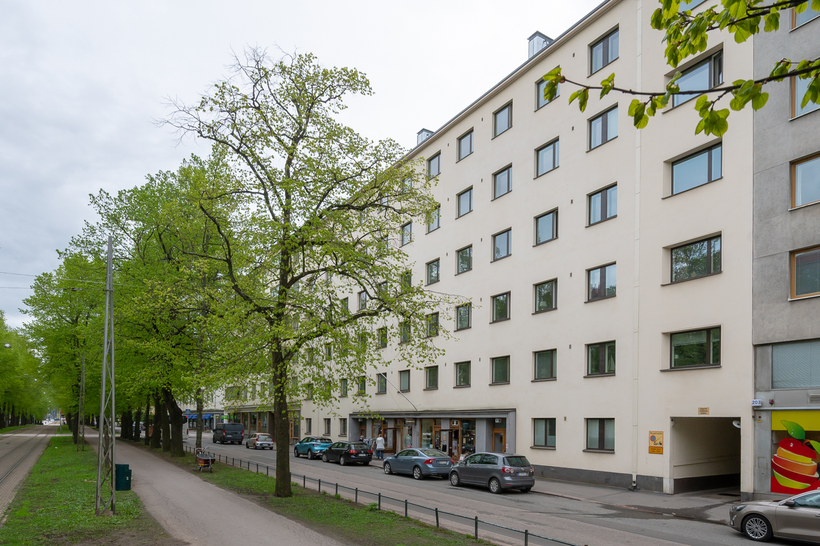Munkkiniemen puistotie 18, Helsinki
