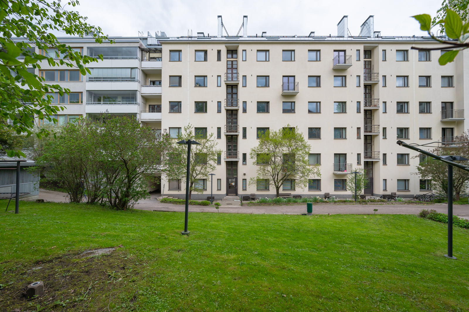 Munkkiniemen puistotie 18, Helsinki