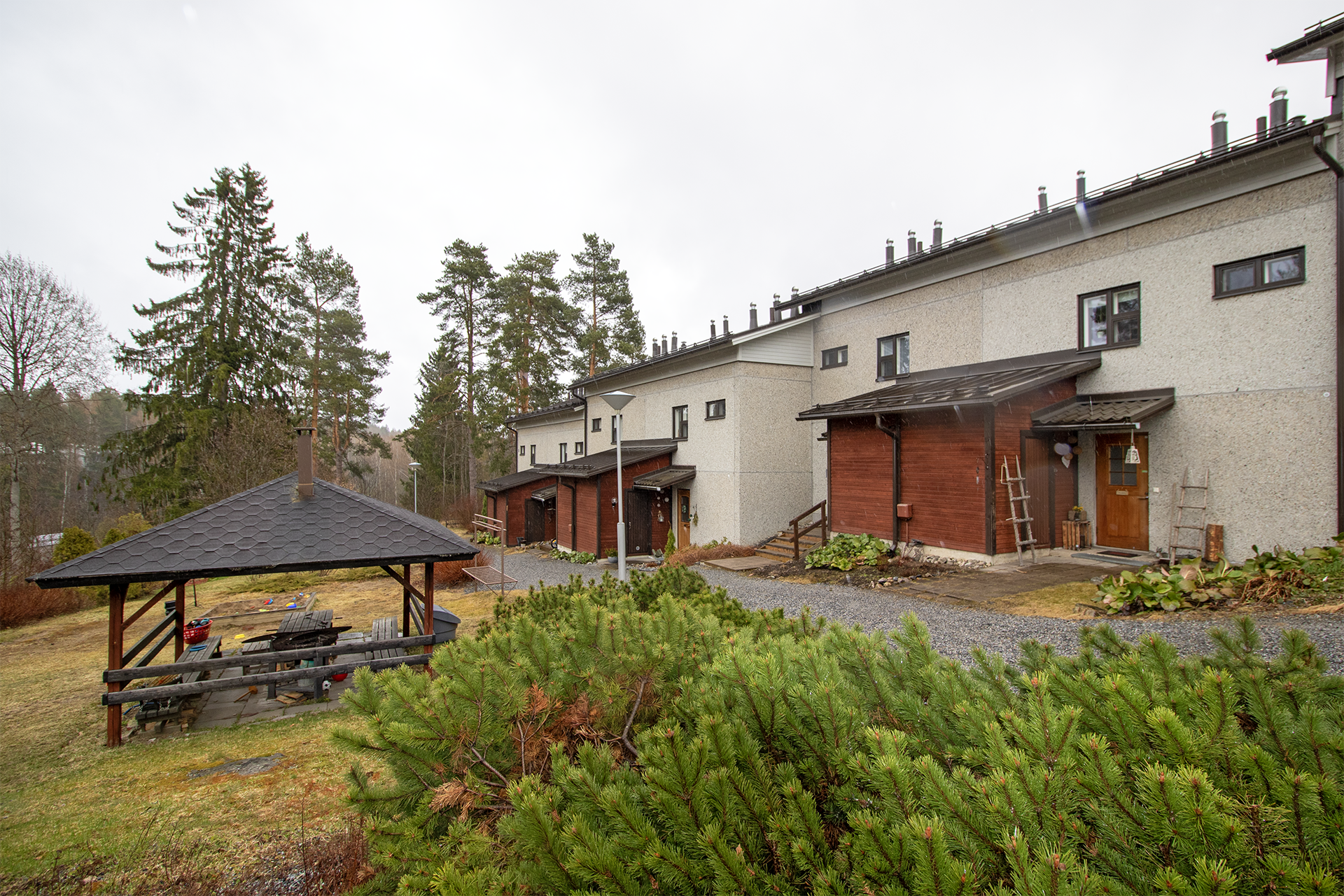 rauhallinen sijainti - lapsille turvallinen alue