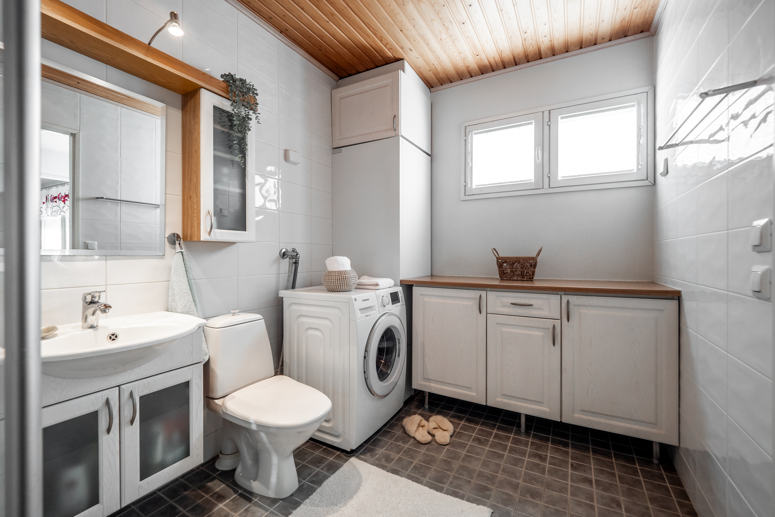 Kangasmetsäntie 4, Iinatti, Oulu