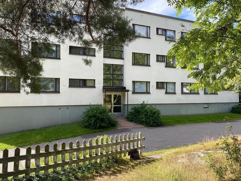 Korvatunturintie 5  , Helsinki