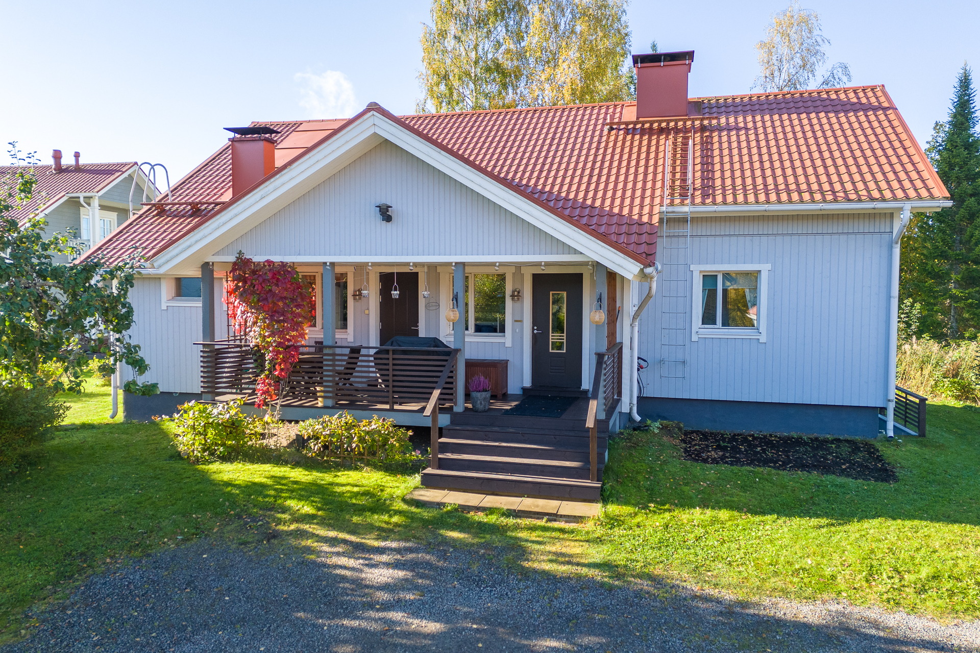 Julkisivu1