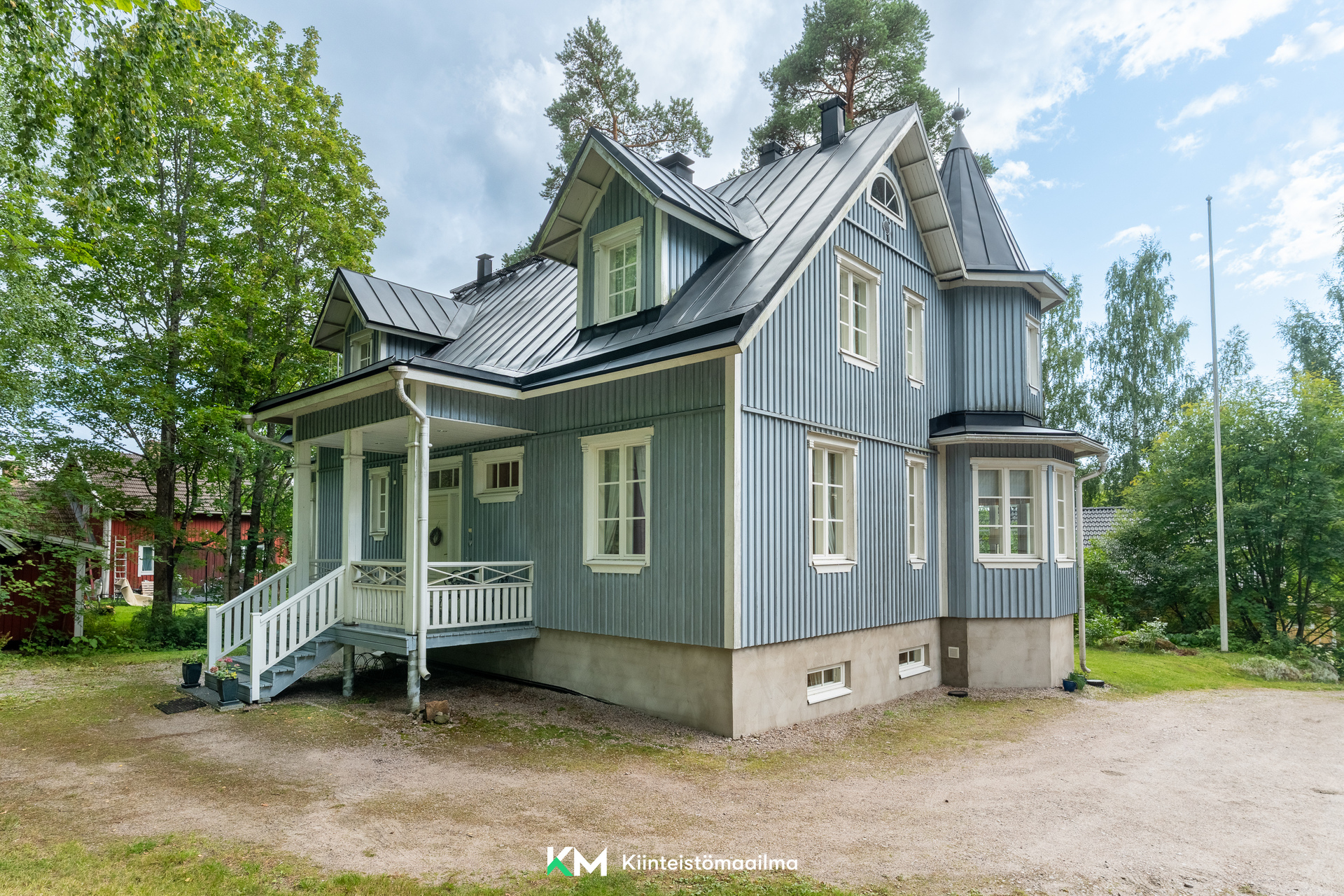 Sisääntulopiha