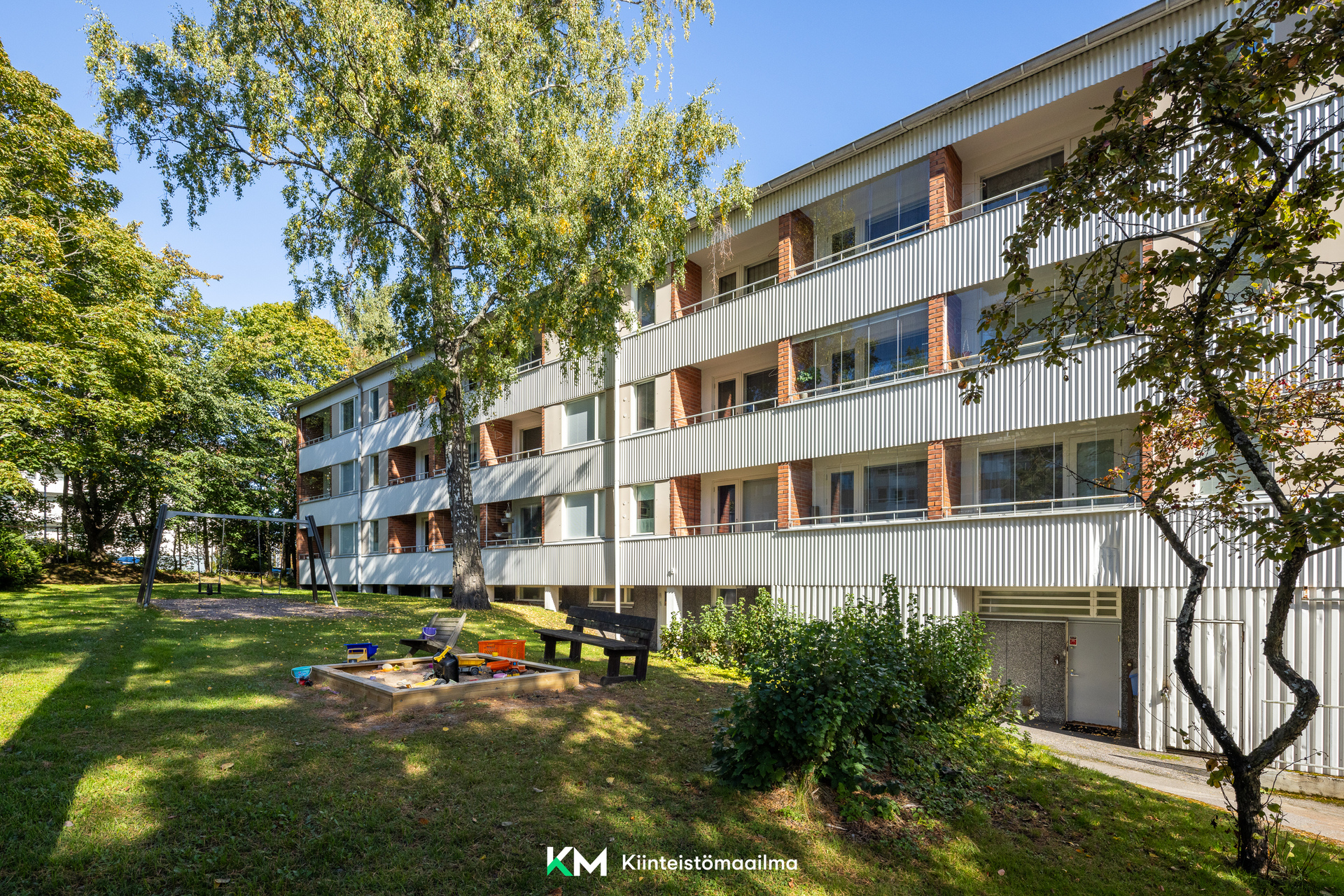 Angervotie 4, Etelä-Haaga, Helsinki