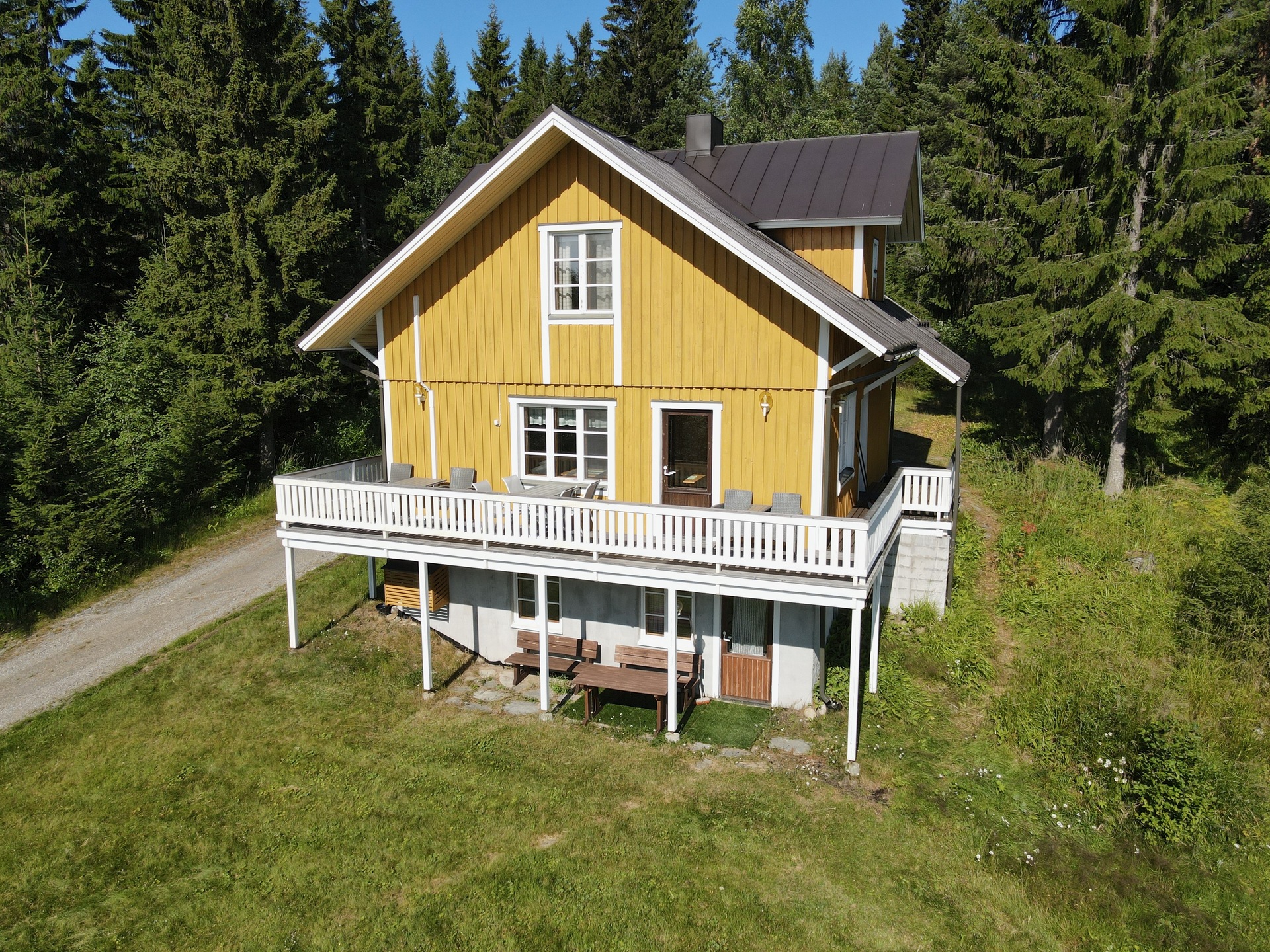 Puolivälintie , Sotkamo