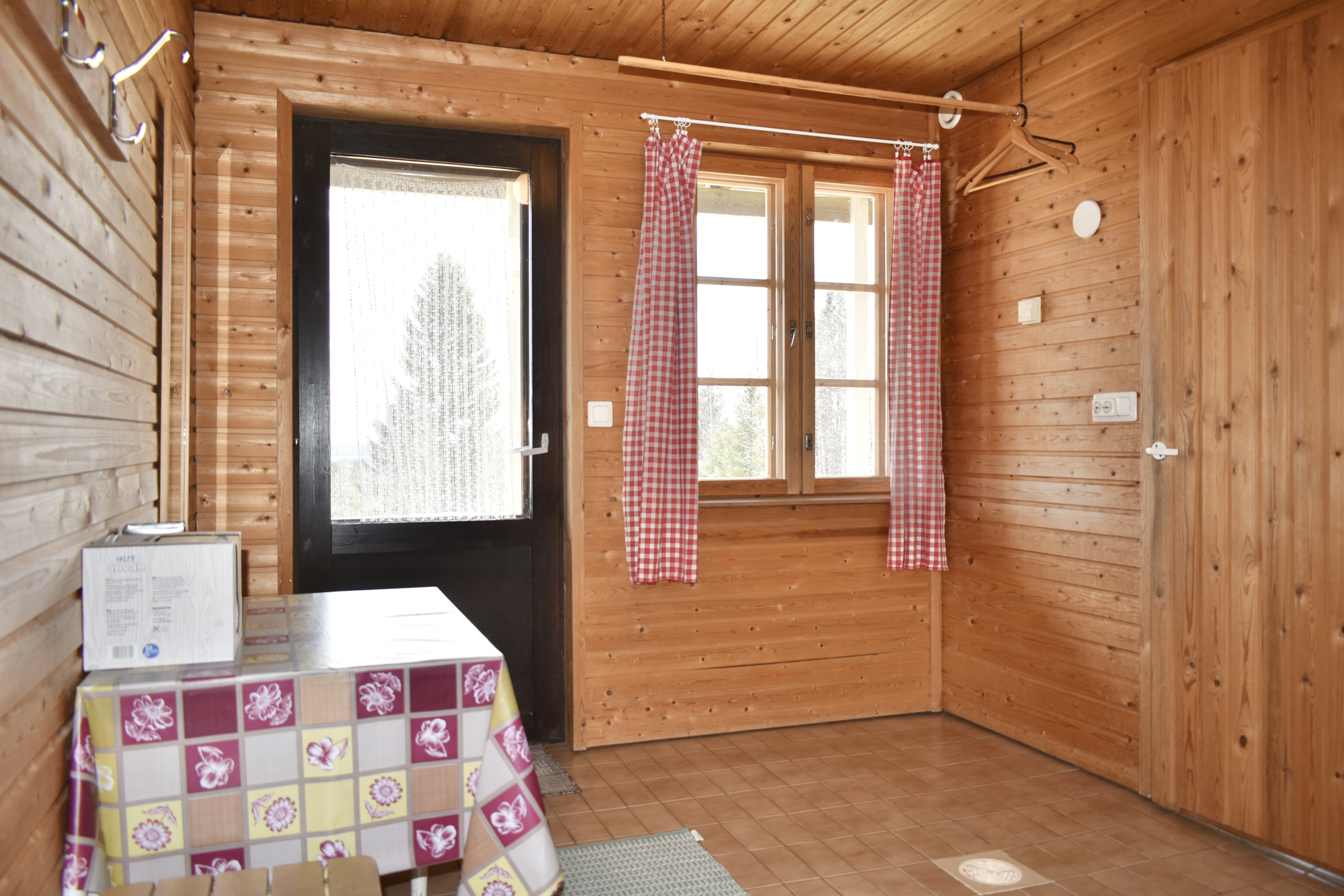 Puolivälintie , Sotkamo