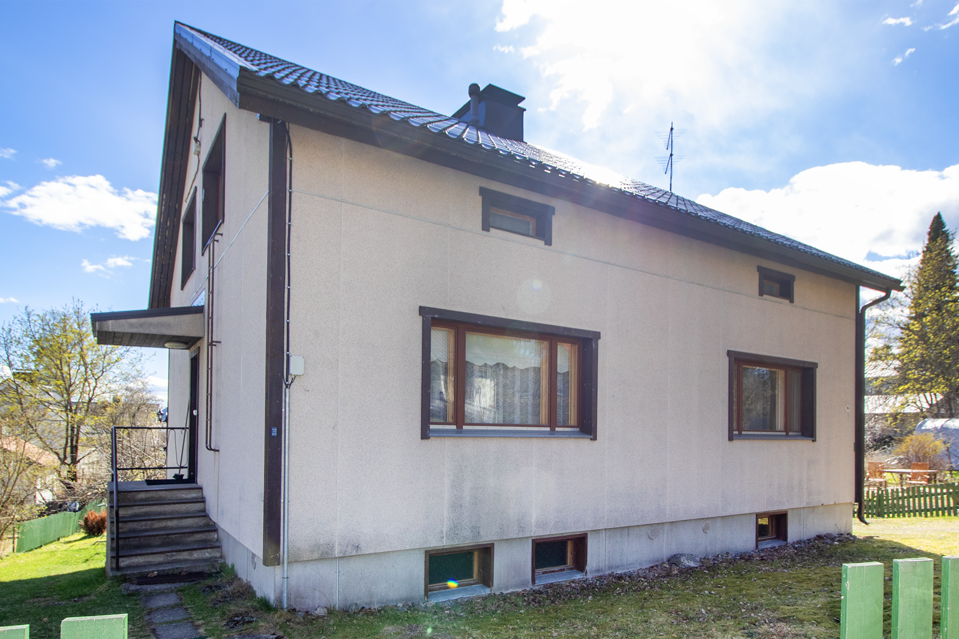 Salmelaisenkatu 14, Linnanpelto, Kuopio