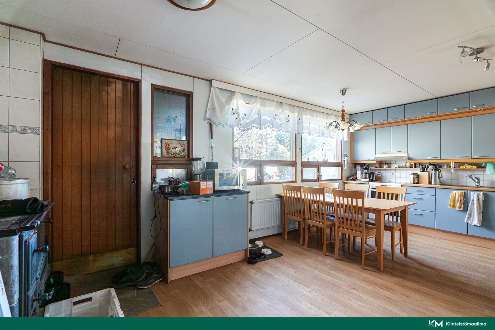 Vaatturin kiertotie 30, Tuusula