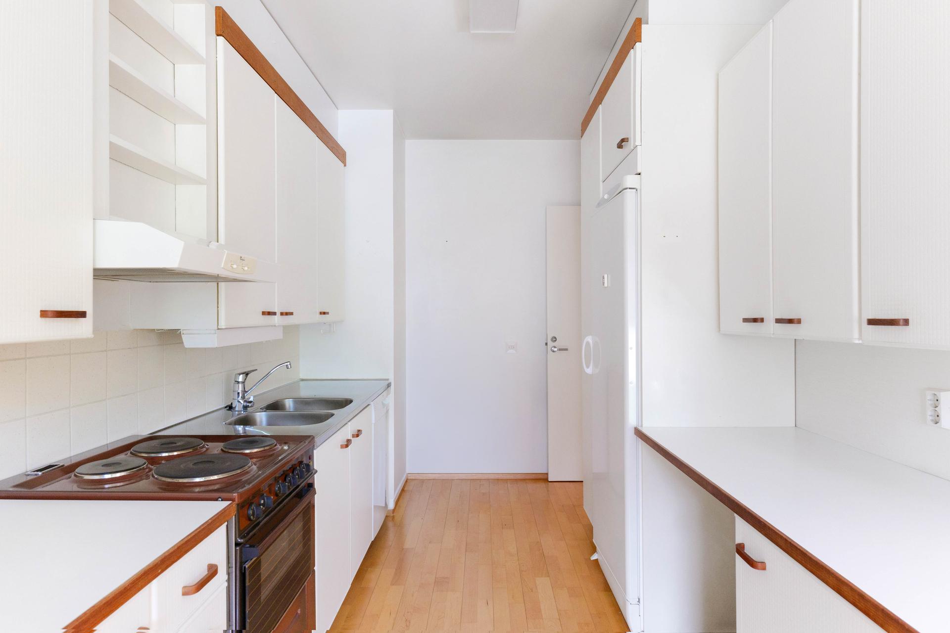 Kaivomestarinkatu 8, Kirkkojärvi, Espoo