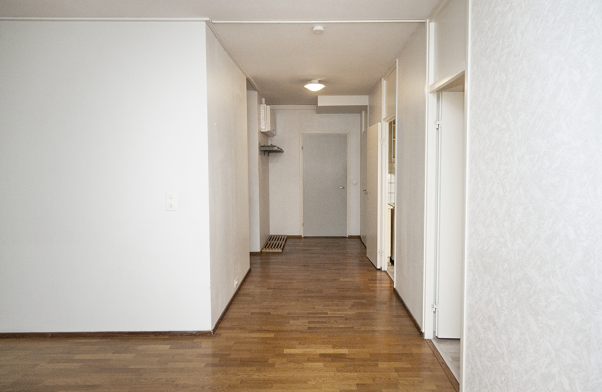 Eteinen