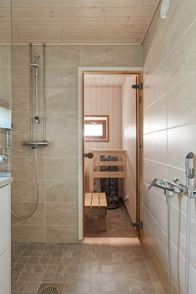Puntaritie 1, Lassila, Helsinki