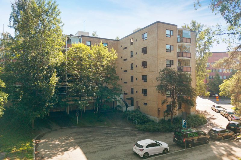 Puntaritie 1, Lassila, Helsinki