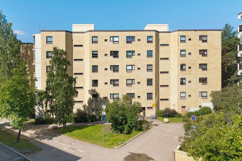Puntaritie 1, Lassila, Helsinki