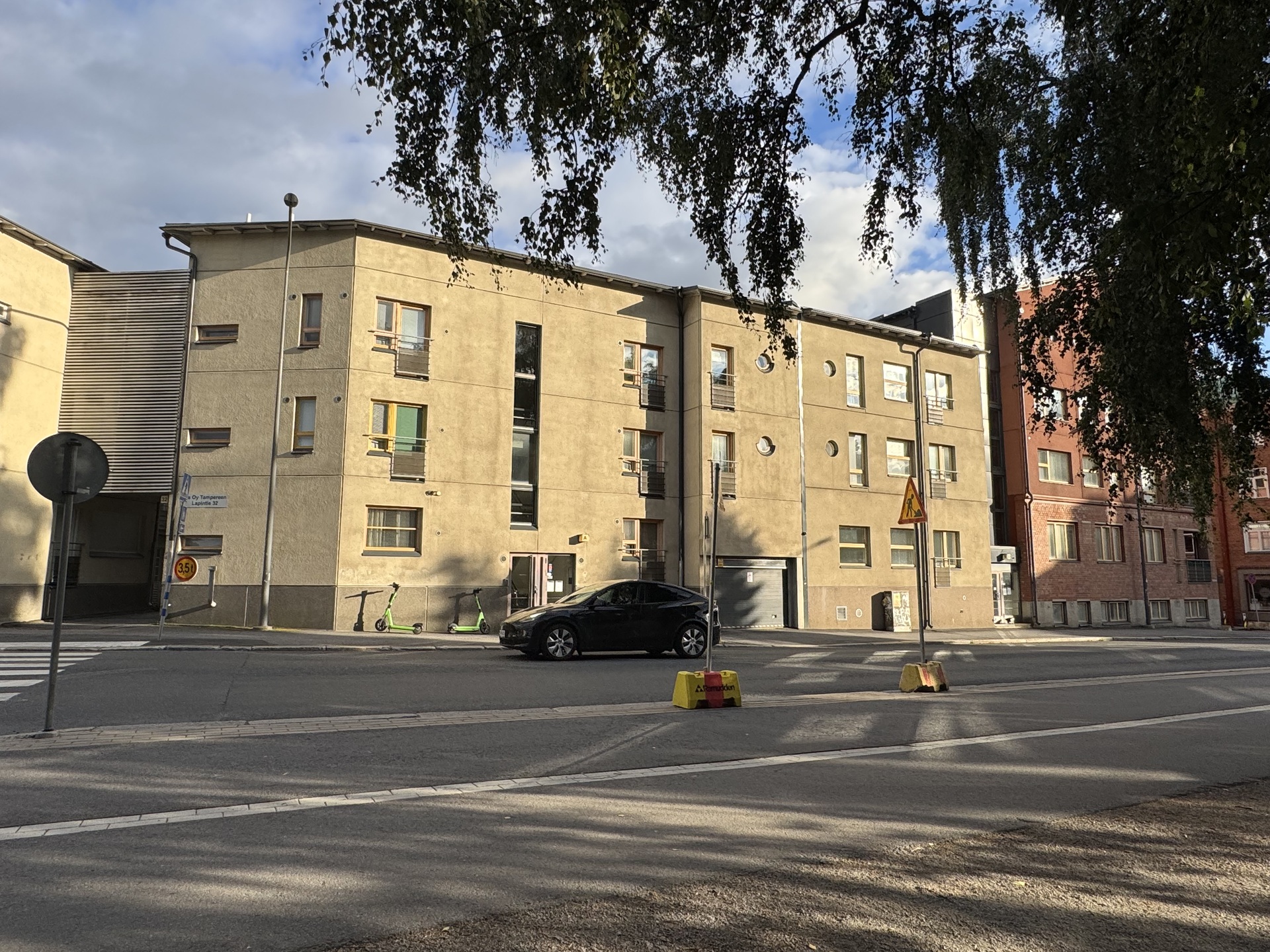 Lapintie 32, Armonkallio, Tampere