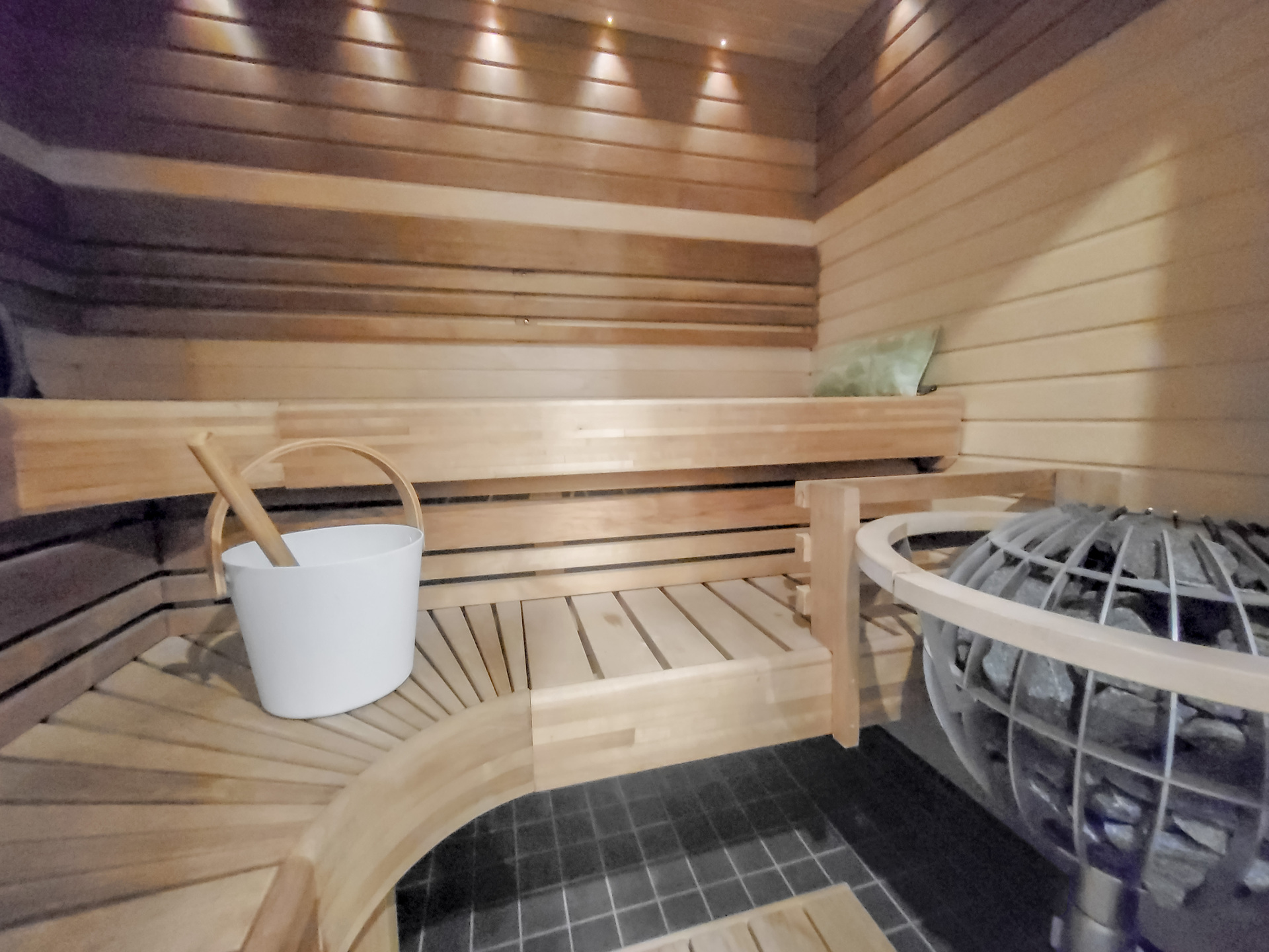 Vellikellonpolku 2, Malminkartano, Helsinki