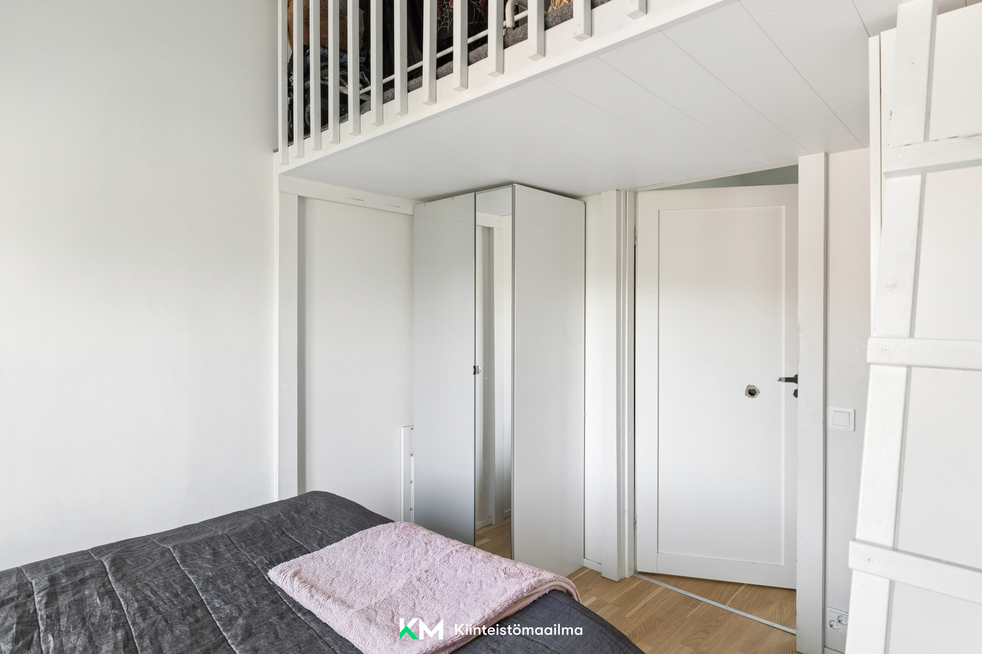 Niitynperäntie 8, Lassila, Helsinki