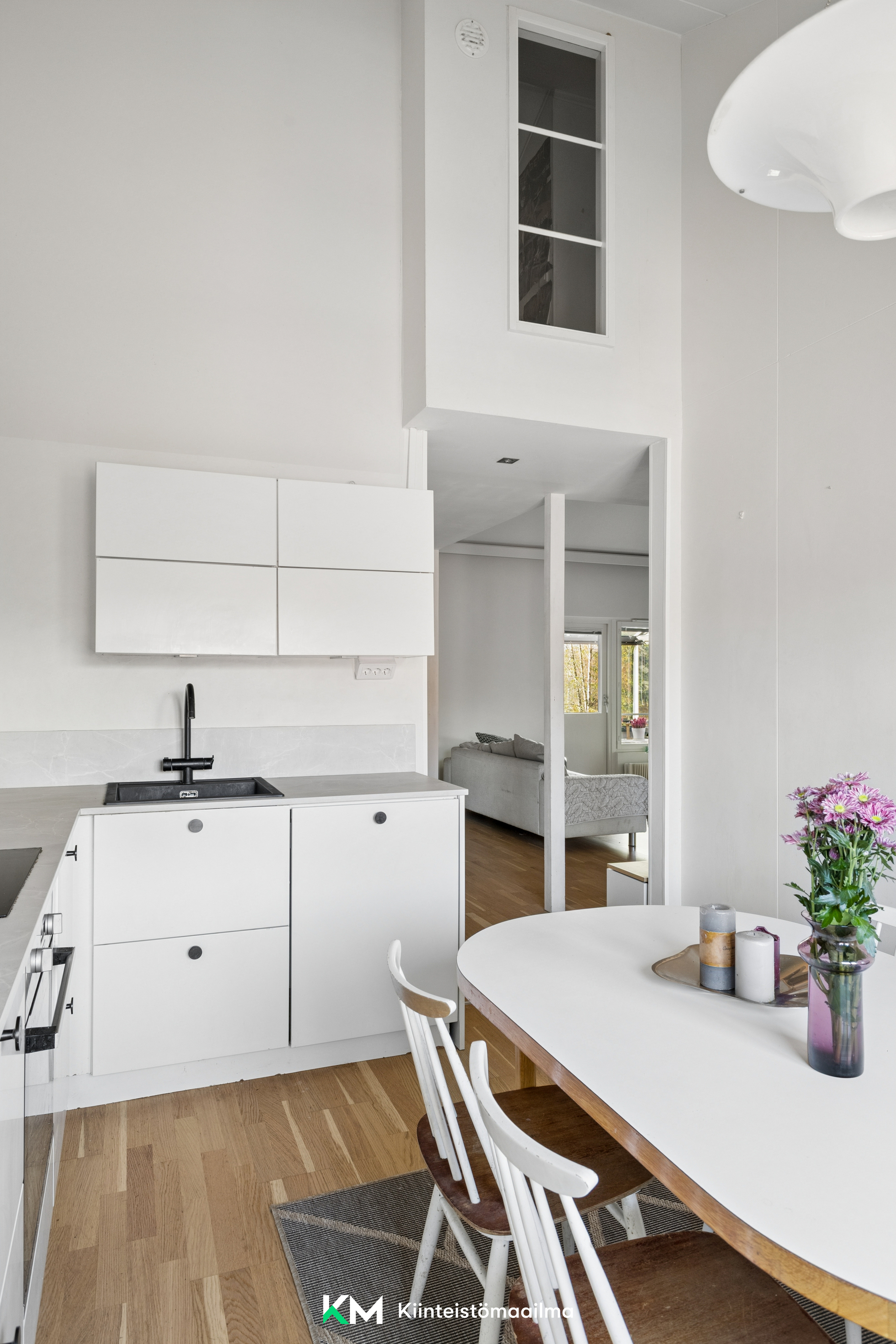 Niitynperäntie 8, Lassila, Helsinki